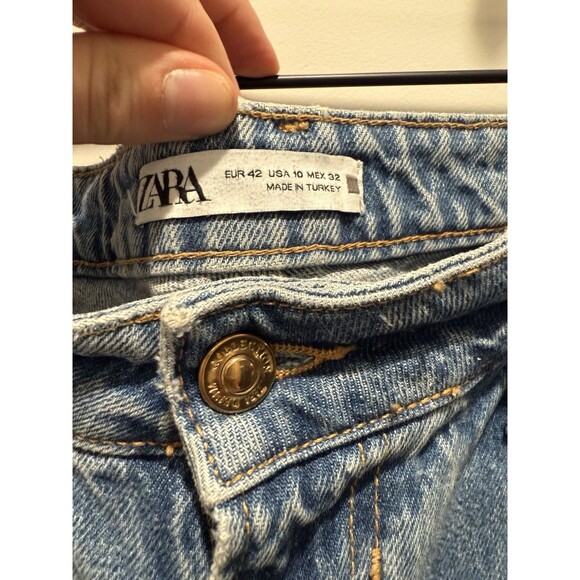 ZARA Women's Blue High Waisted Flare Jeans Wide Leg Raw Hem 90's Size 10 Box B - Picture 2 of 3